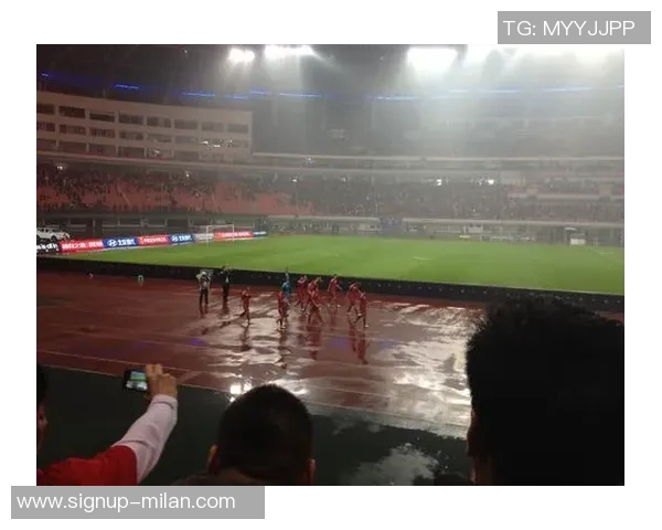 回顾2017年中国国家足球队精彩比赛视频集锦与分析